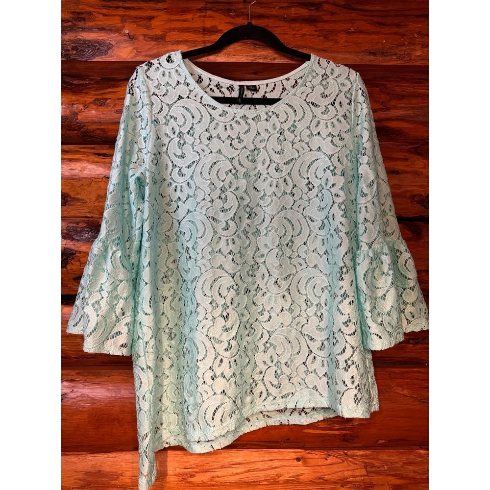 New Directions Mint‎ Green Blouse Size Medium